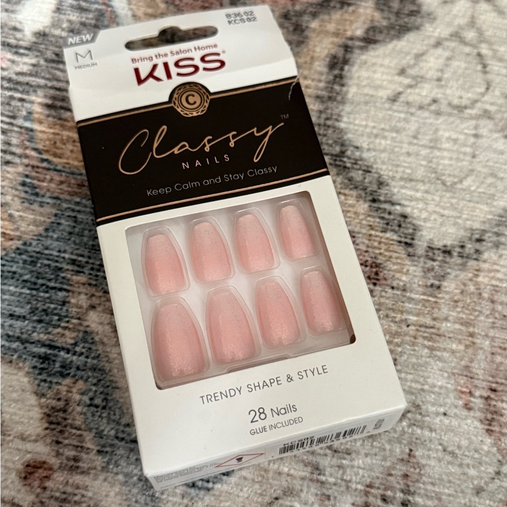 NWT Bundle of 2 Kiss Classy Nails Sets – Pink Shimmer + Glitter Premium